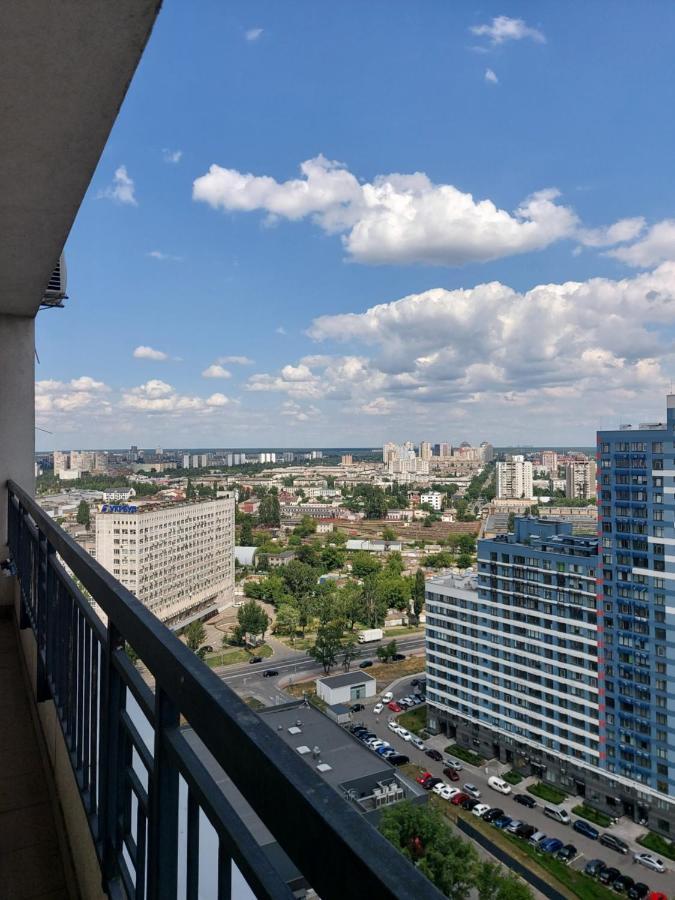 Видові 1К-2К Апартаменти 11,15, 23 Поверхи Κίεβο Εξωτερικό φωτογραφία