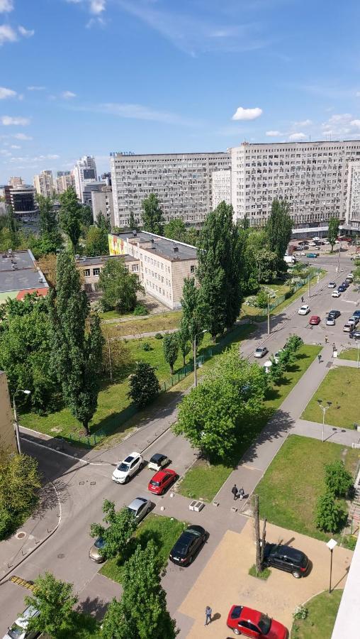 Видові 1К-2К Апартаменти 11,15, 23 Поверхи Κίεβο Εξωτερικό φωτογραφία