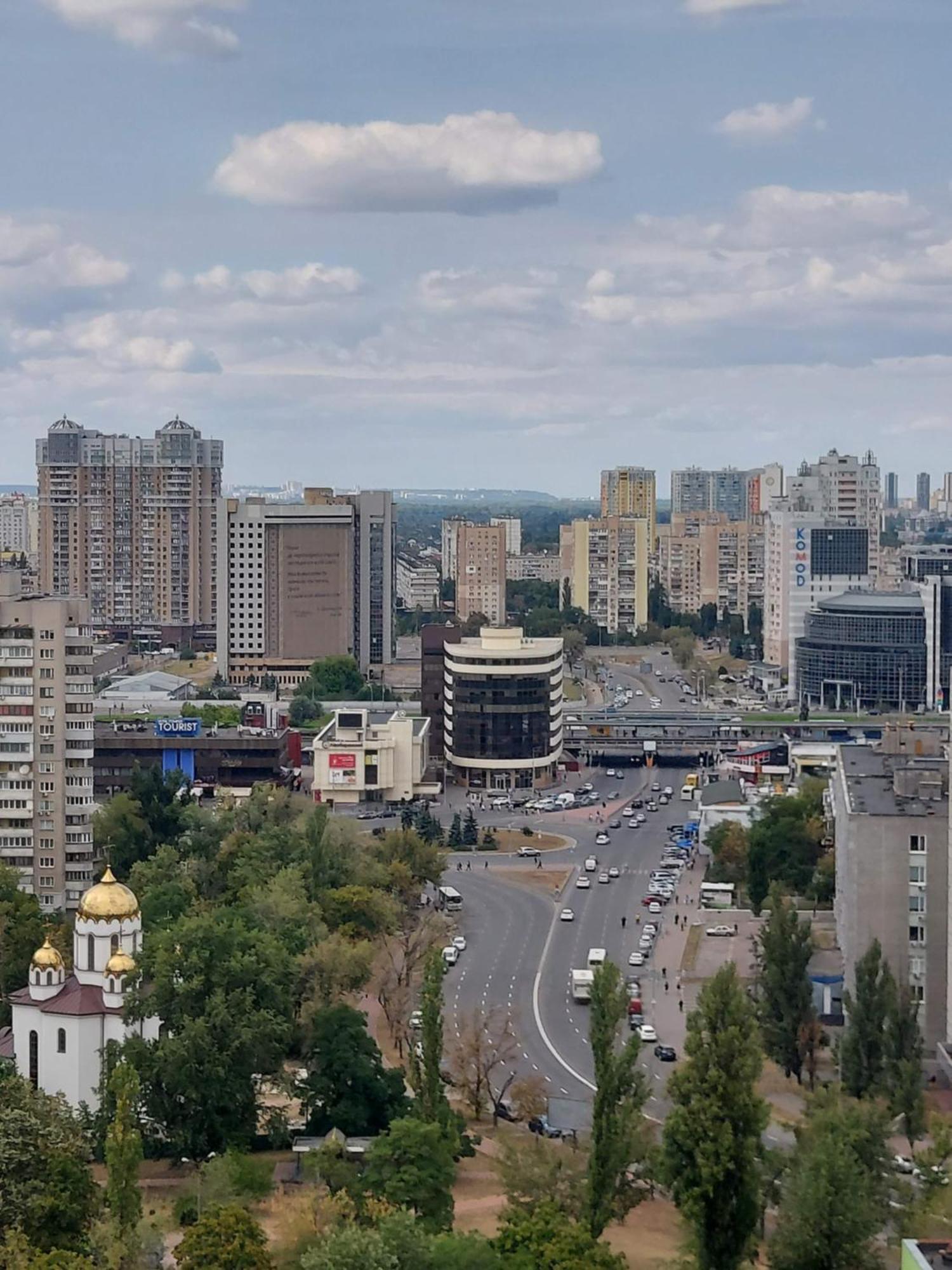 Видові 1К-2К Апартаменти 11,15, 23 Поверхи Κίεβο Εξωτερικό φωτογραφία